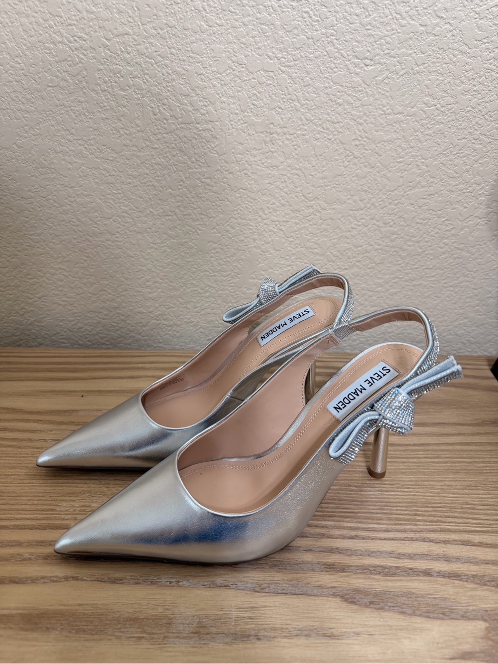 Steve Madden Stefani Metallic Silver Pointed Slingback Heels Size 8 new